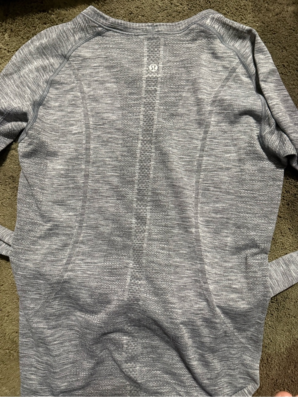lululemon athletica Women’s Gray Heather Crewneck Sweater